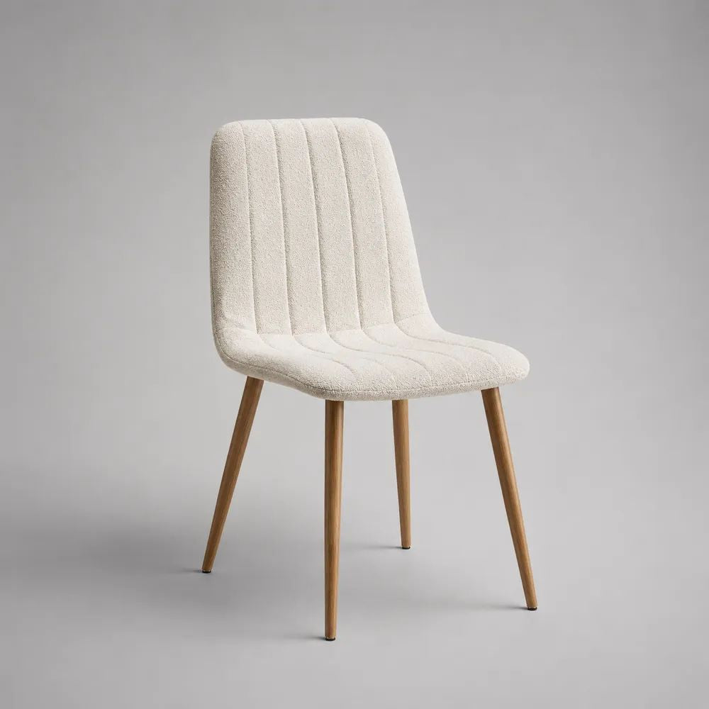 Esszimmerstuhl mit Polyester-Bouclébezug und Stahlbeinen in Holzoptik, Creme/Braun, 47 × 56 × 84 cm